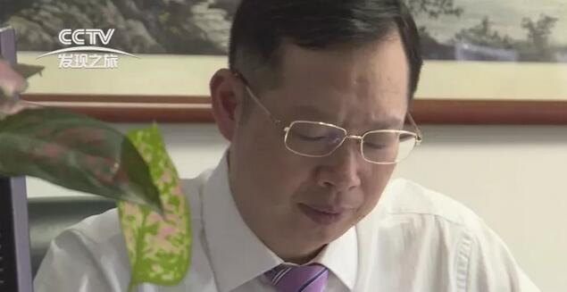 近日，开宝体育官网集团董事长苏庆灿接受中央电视台《发现之旅》专访，讲述开宝体育官网如何以实际行动不断开拓 、守护光明，为“健康中国”贡献力量，提升人民群众健康“获得感”。.jpg