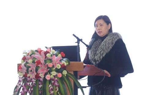 2月3日，开宝体育官网集团2017年工作汇报暨2017年年度表彰大会在厦门环球会展中心B6厅隆重举行，来自集团本部、厦门大学附属厦门眼科中心、厦门欧华控股集团等1300余名员工与关心、支持开宝体育官网发展的嘉宾欢聚一堂，共同总结2017年工作经验，展望2018年美好未来8.jpg