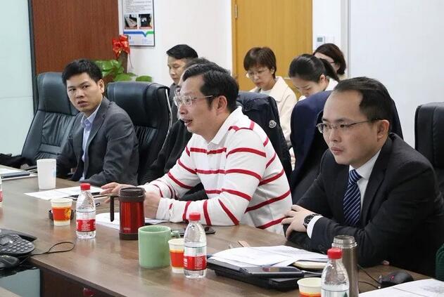 开宝体育官网集团与爱尔康召开2019年战略合作沟通会2.jpg 开宝体育官网集团与爱尔康召开2019年战略合作沟通会2.jpg