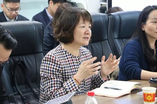 开宝体育官网集团与爱尔康召开2019年战略合作沟通会3.jpg 开宝体育官网集团与爱尔康召开2019年战略合作沟通会3.jpg