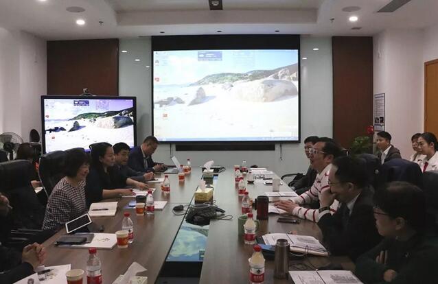 开宝体育官网集团与爱尔康召开2019年战略合作沟通会4.jpg 开宝体育官网集团与爱尔康召开2019年战略合作沟通会4.jpg