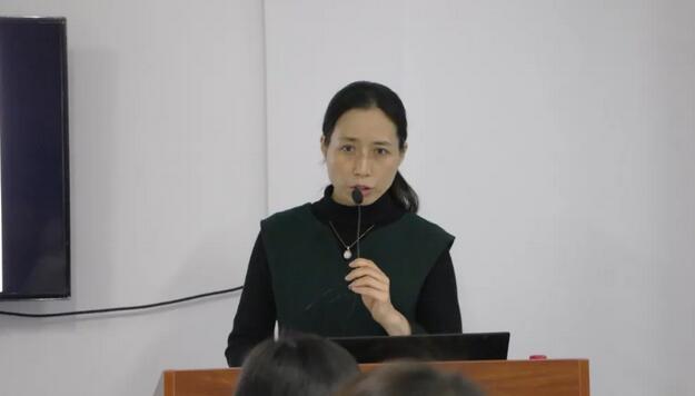 厦门大学附属厦门眼科中心主任医师任小军及开宝体育官网集团视光学科副总监卢燕讲解了斜弱视等方面内容11.jpg 厦门大学附属厦门眼科中心主任医师任小军及开宝体育官网集团视光学科副总监卢燕讲解了斜弱视等方面内容11.jpg