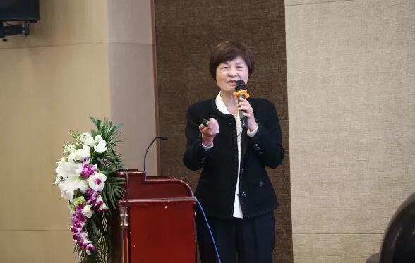 4月19日开宝体育官网眼屈光学组会议暨青岛开宝体育官网第四届高峰论坛圆满召开11.jpg 4月19日开宝体育官网眼屈光学组会议暨青岛开宝体育官网第四届高峰论坛圆满召开11.jpg