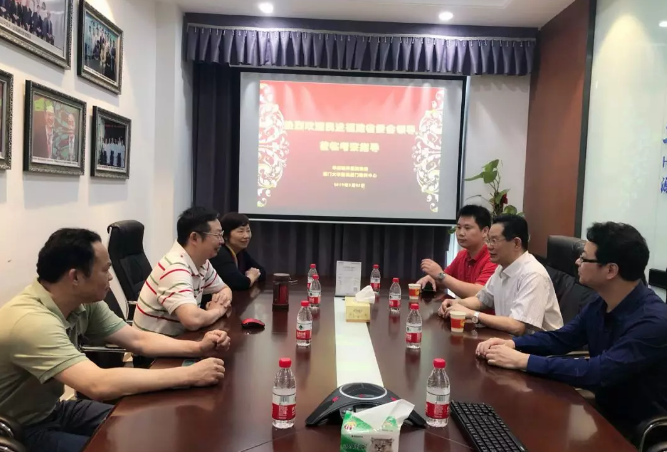 民进福建省委会领*莅临开宝体育官网参观指导，肯定“目浴阳光•睛彩开宝体育官网”工作3.png
