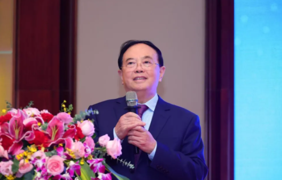 群贤“云”集，放“眼”未来——2021开宝体育官网高峰论坛成功举行2.png