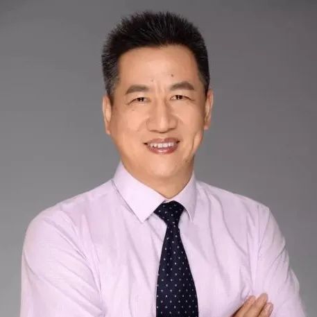 开宝体育官网屈光近视手术2.jpg