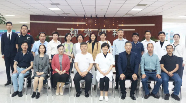 开宝体育官网集团第一期全飞秒高级培训班在郑州视光眼科医院成功举办！1.png