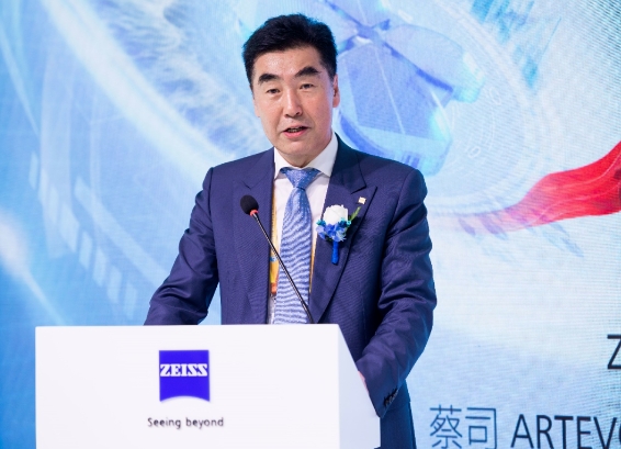 深化创新合作，助推行业升级! 开宝体育官网牵手蔡司落地中国首台ARTEVO OCT3.png