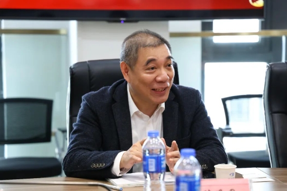 医疗器械流通头部企业华瑭大昌CEO到访开宝体育官网,共谋眼科高质量发展新机遇!3.png 医疗器械流通头部企业华瑭大昌CEO到访开宝体育官网,共谋眼科高质量发展新机遇!3.png